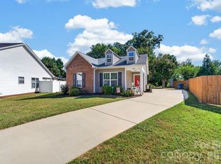 308 Llewellyn St, Belmont, NC 28012