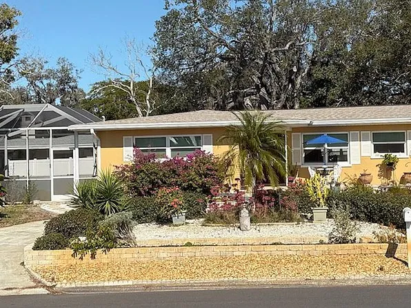 209 Westwinds Dr, Palm Harbor, FL 34683