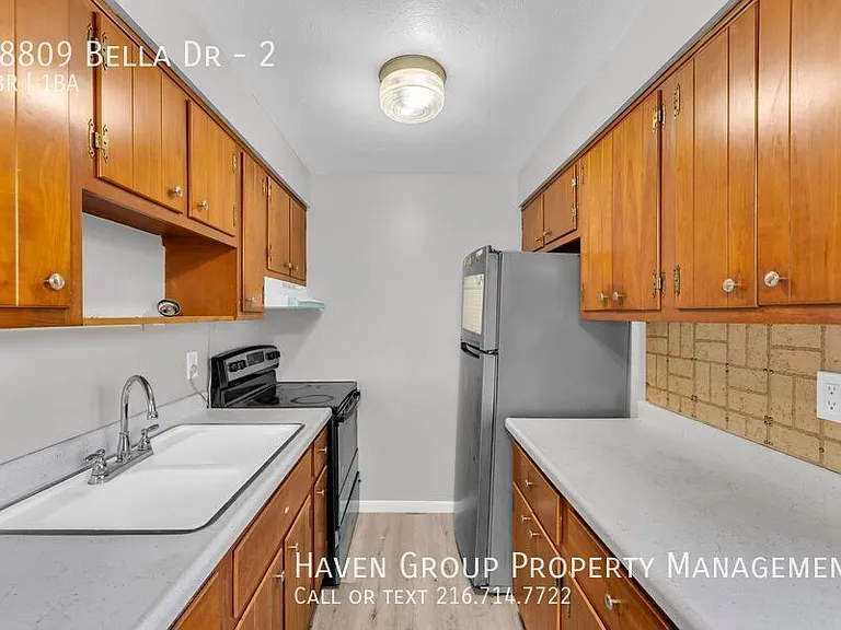 18809 Bella Dr #2 — Photo 9