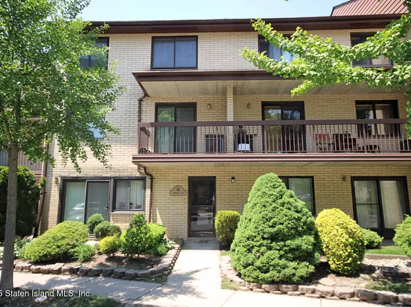 18 Windham Loop APT 3B, Staten Island, NY 10314