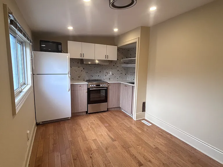 11 Humber Blvd #UPPER — Photo 11
