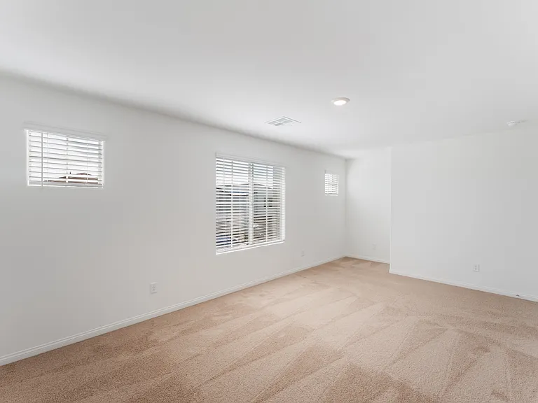 6217 Seastrand St — Photo 35