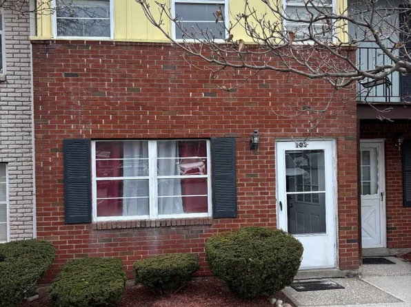 276 Temple Hill Rd Unit 103, New Windsor, NY 12553