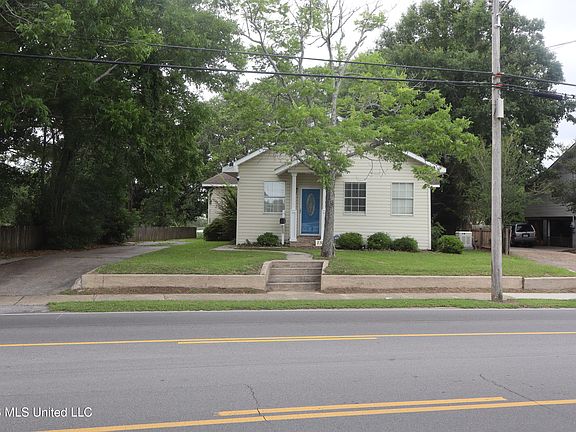 4th image of 2303 Pascagoula St