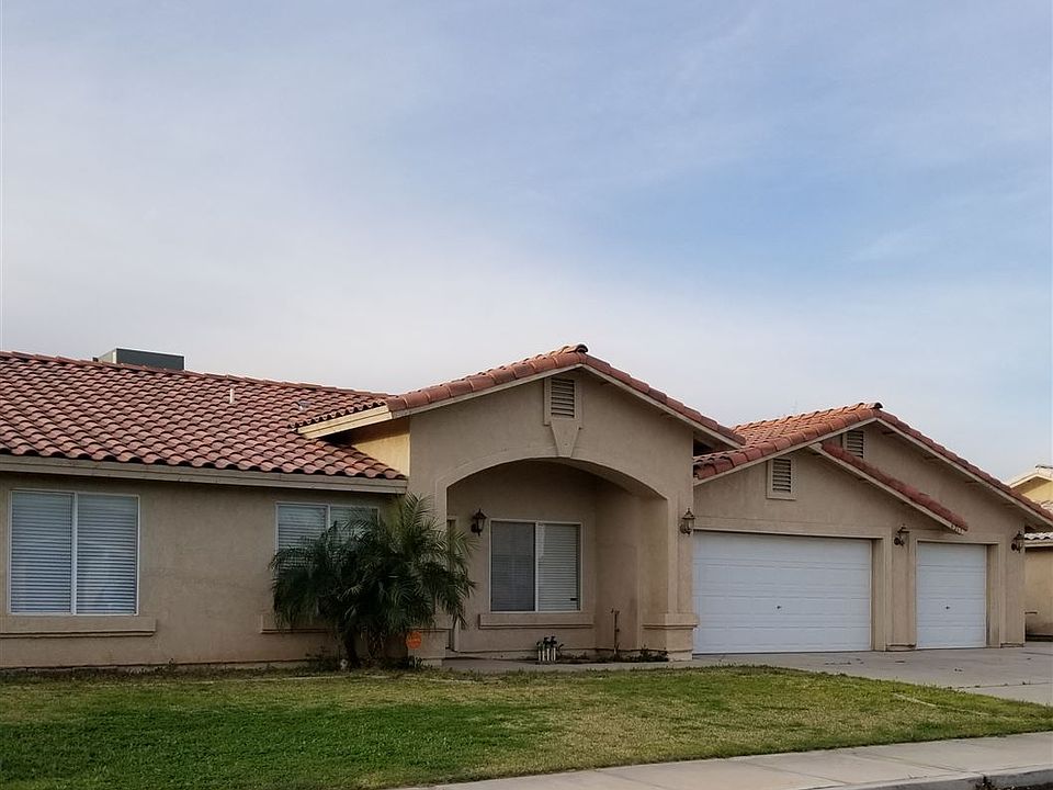 1st image of 6267 E 40th Ln