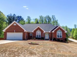 601 Trophy Ln, Conyers, GA
