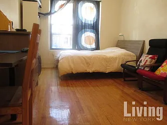 Rented by Living New York