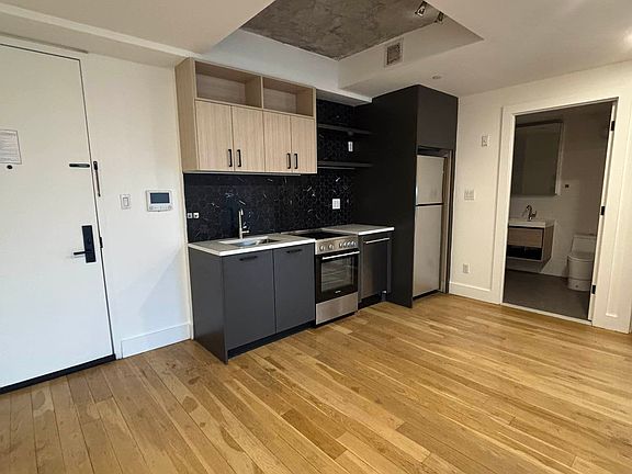 4th image of 200 Linden Blvd #6F