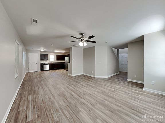 3rd image of 2051 Chapel Park Ln