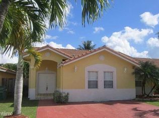 925 NW 128th Pl, Miami, FL 33182
