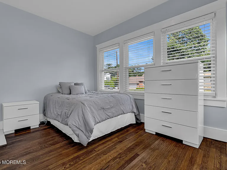 309 Cedar Ave — Photo 16