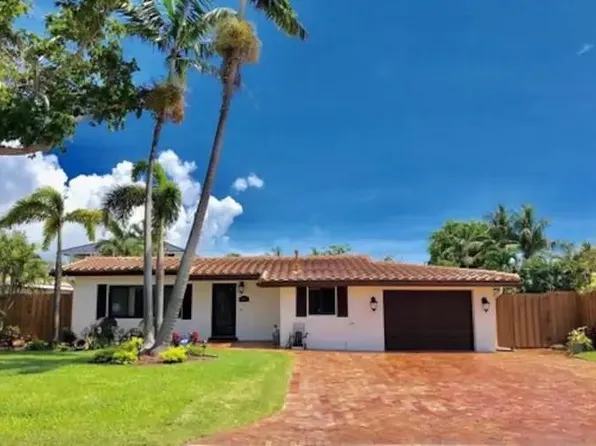 3211 Seaward Dr, Pompano Beach, FL 33062