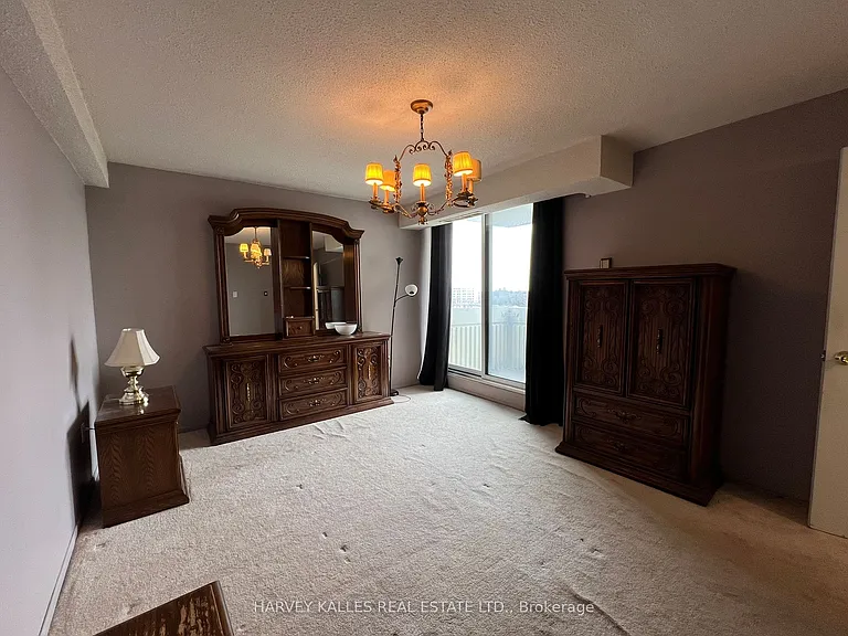 150 Neptune Dr #704 — Photo 19