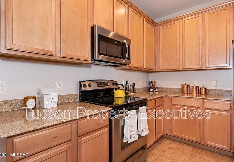 2442 E Emerald Moon Dr #1 — Photo 5