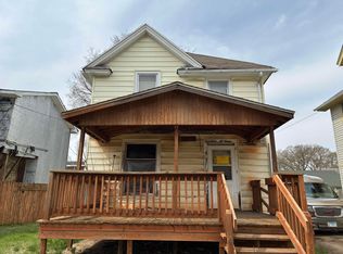 902 N Horsman St, Rockford, IL