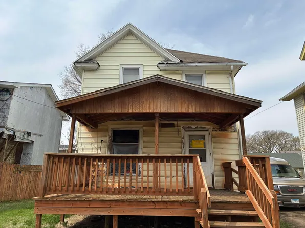 902 N Horsman St, Rockford, IL 61101