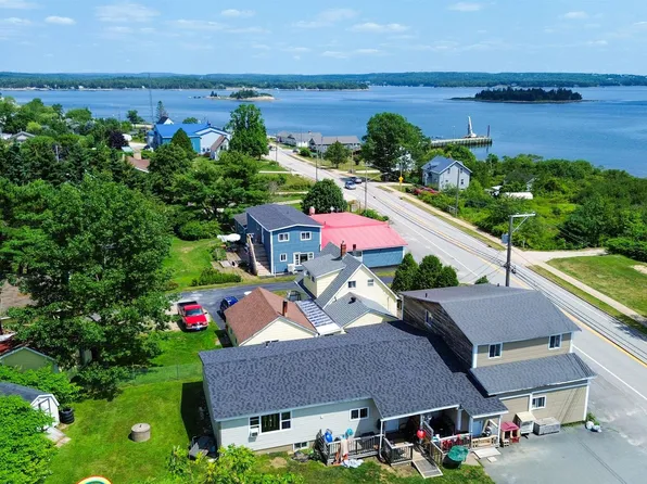 6452 Highway 3, Western Shore, NS B0J 3M0