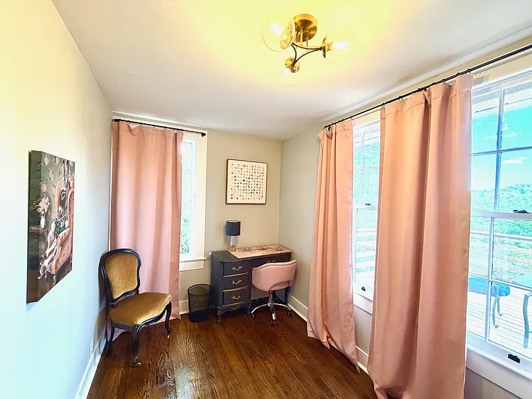 258 E Moody Ave — Photo 21