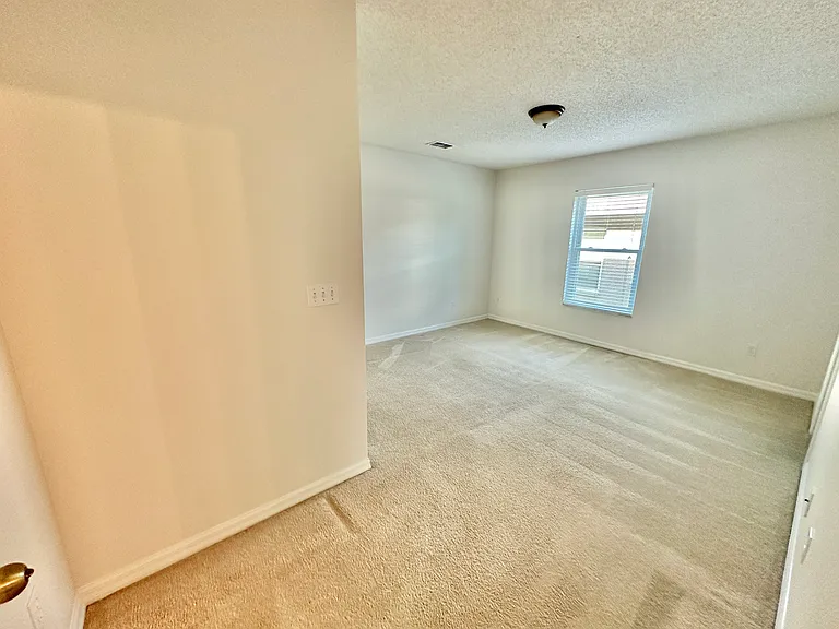 107 Keystone Crest Ct — Photo 14