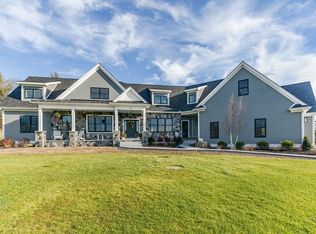 32 Field Cir, Wrentham, MA 02093