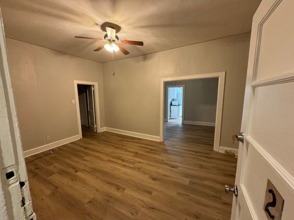 406 Chestnut St #2