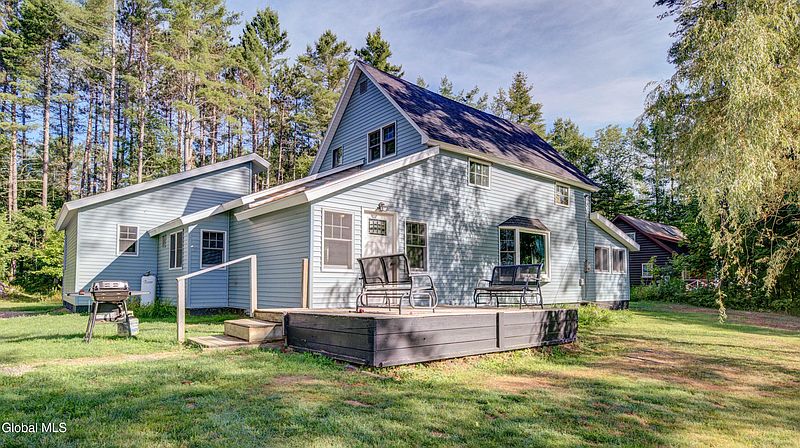 2nd image of 123 Elm Lake Road