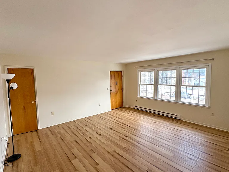 473 S Prospect St — Photo 3
