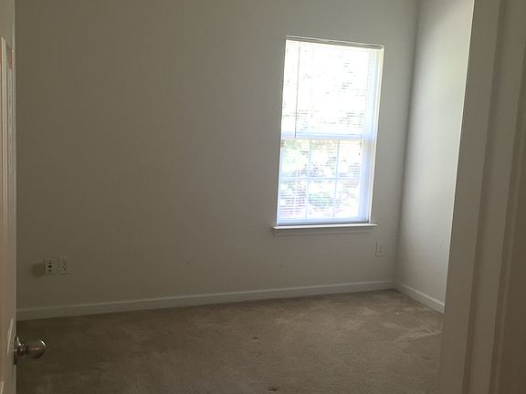 2nd bedroom upstairs