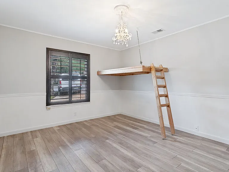 8510 Watchtower St — Photo 17