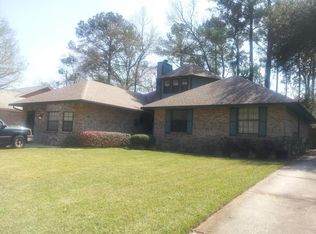 2821 Newcastle Dr, Orange Park, FL 32065