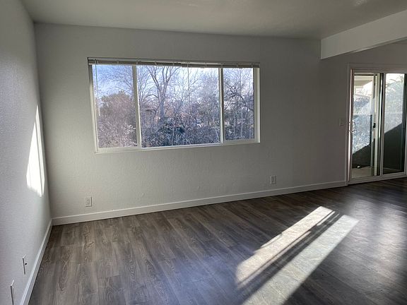 5th image of 750 Ash St #B