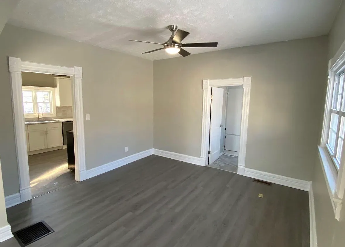 3 bed, 1.5 bath, 1648 sqft, $1,700 — Photo 2