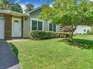 206 Deanne Dr #1000, Lakewood, NJ