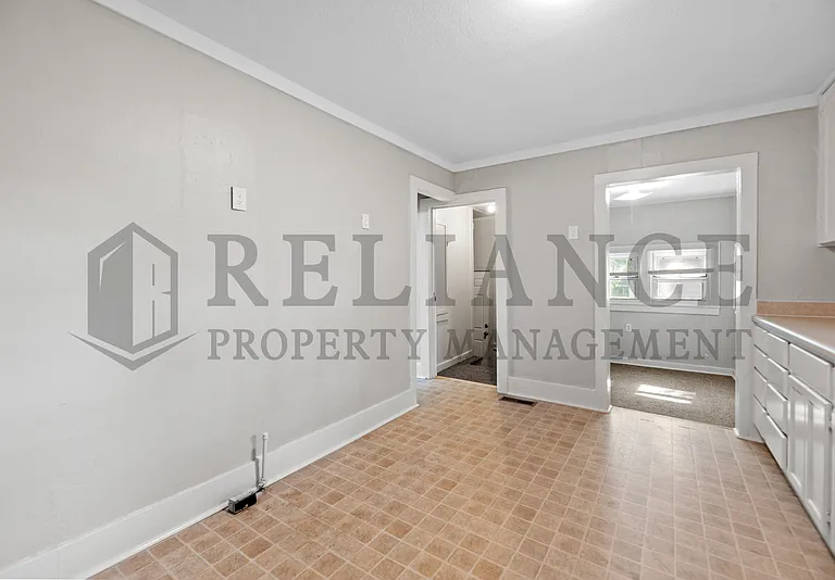 232 S Sedgwick St — Photo 15