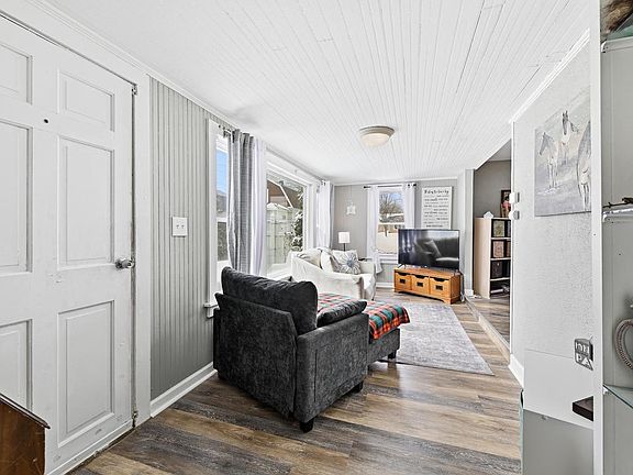 4th image of 4719 North 126th STREET