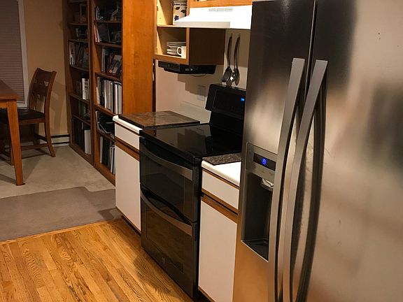 Well appointed kitchen with new appliances