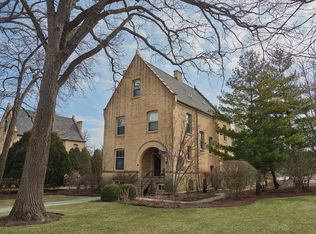 76 Logan Loop, Highland Park, IL 60035