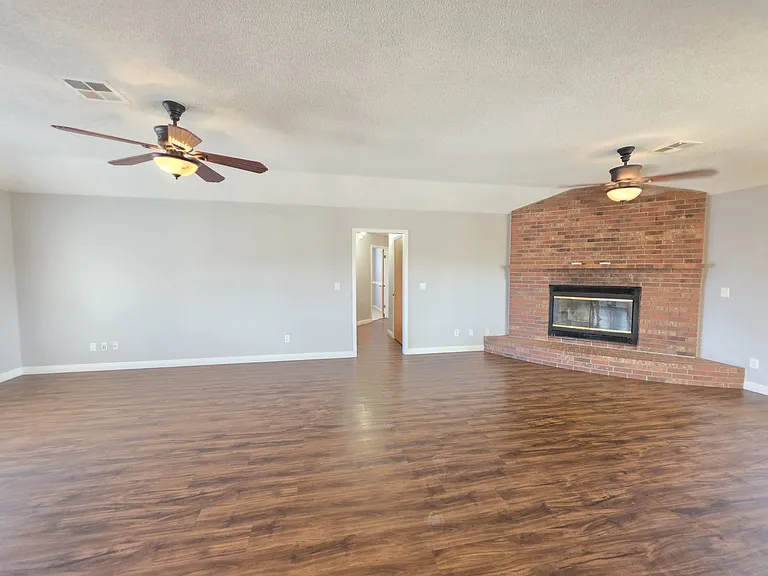 21741 Adler Dr — Photo 5