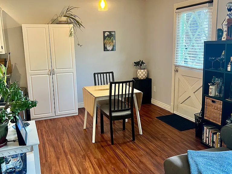 2448 Garmisch Dr #6 — Photo 3