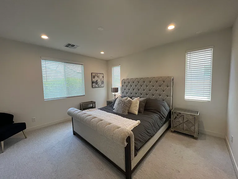 17226 W Edinburg St — Photo 9