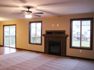 5820 Pine Ct, Johnston, IA 50131