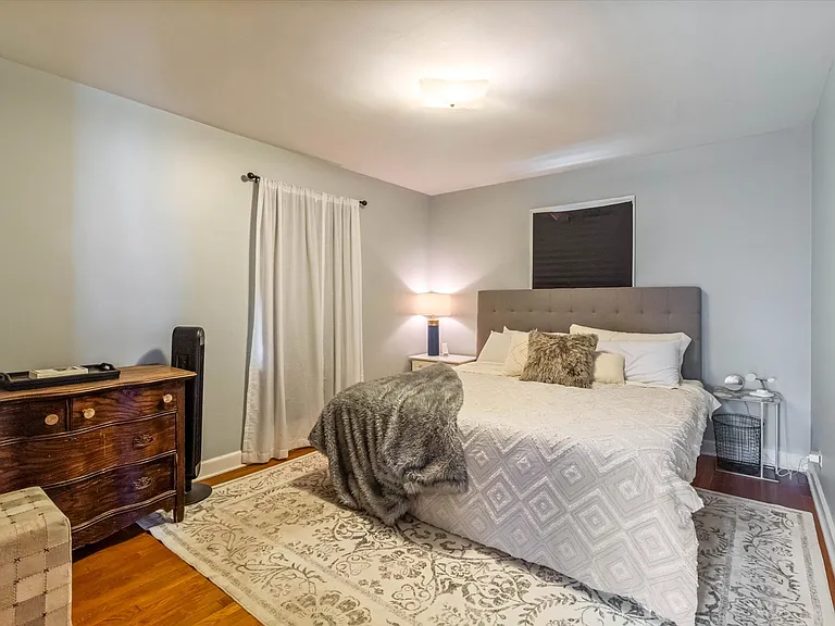 745 Greenview Pl — Photo 14