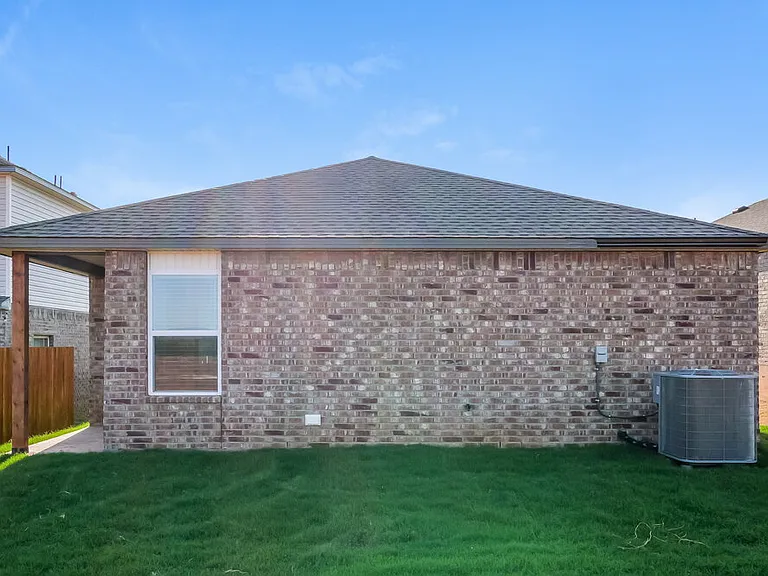 10049 Blackjack Rd — Photo 19