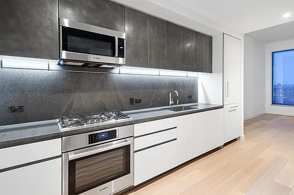 Rented by Ankor Management BH LLC | media 8