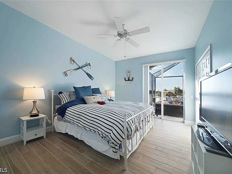 5020 SW 17th Ave — Photo 16