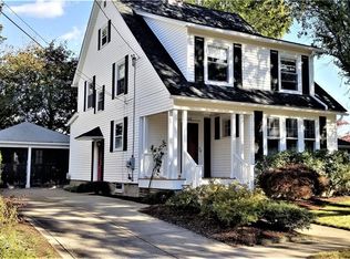 20 Swift St, Cranston, RI 02905