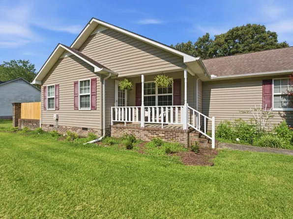671 Circle Dr, Manchester, TN 37355