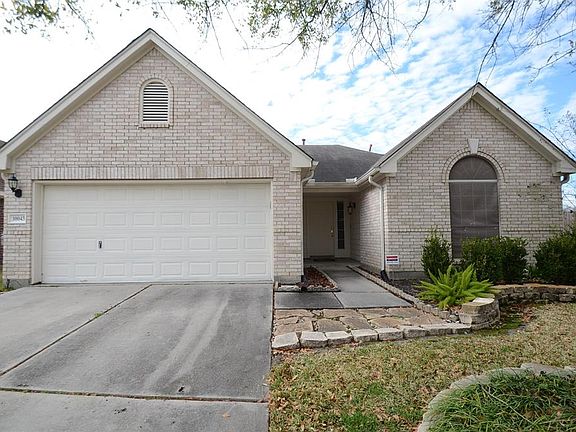 2nd image of 10043 Elm Meadow Trl