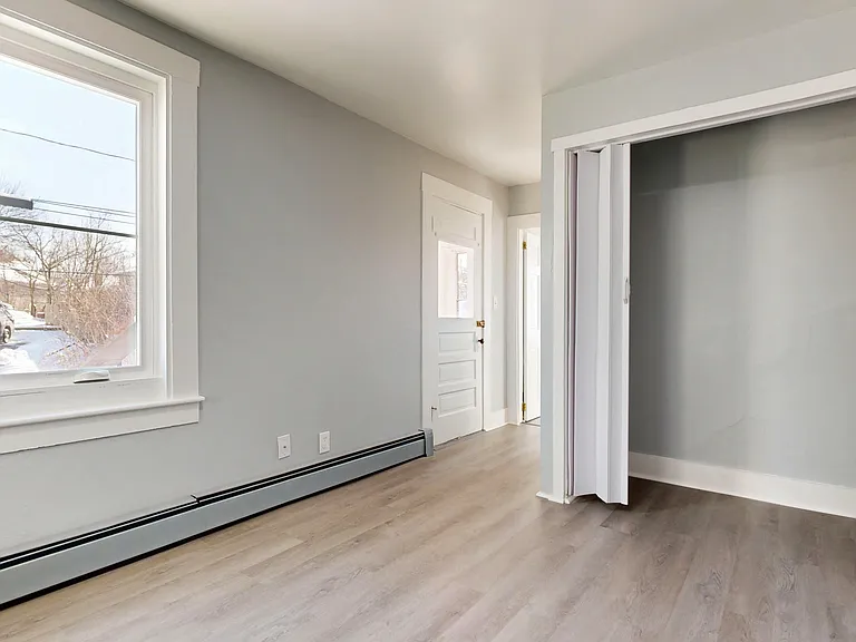 27 Nason St #D — Photo 18