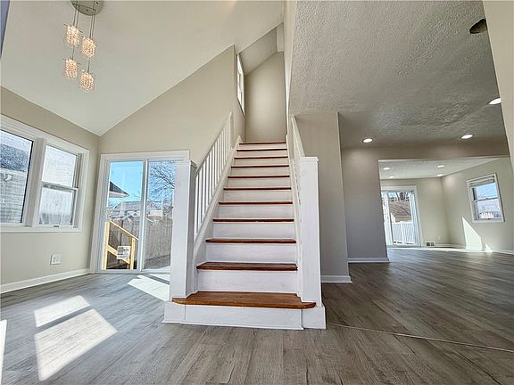 5th image of 57 Ross St